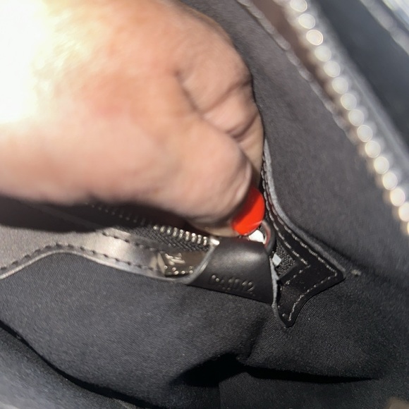 Louis Vuitton Monogram Mat Stockton in Pewter - Picture 11 of 16